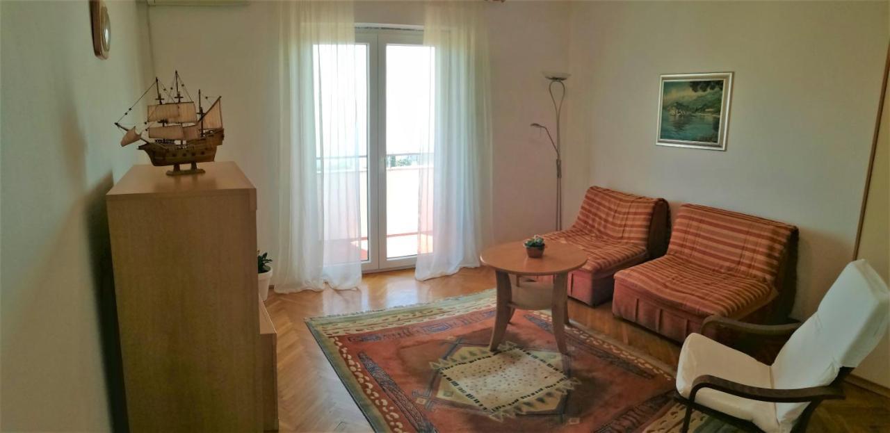 Apartmán Leona Lovran Exteriér fotografie